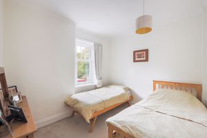 Photo 19- click for photo gallery